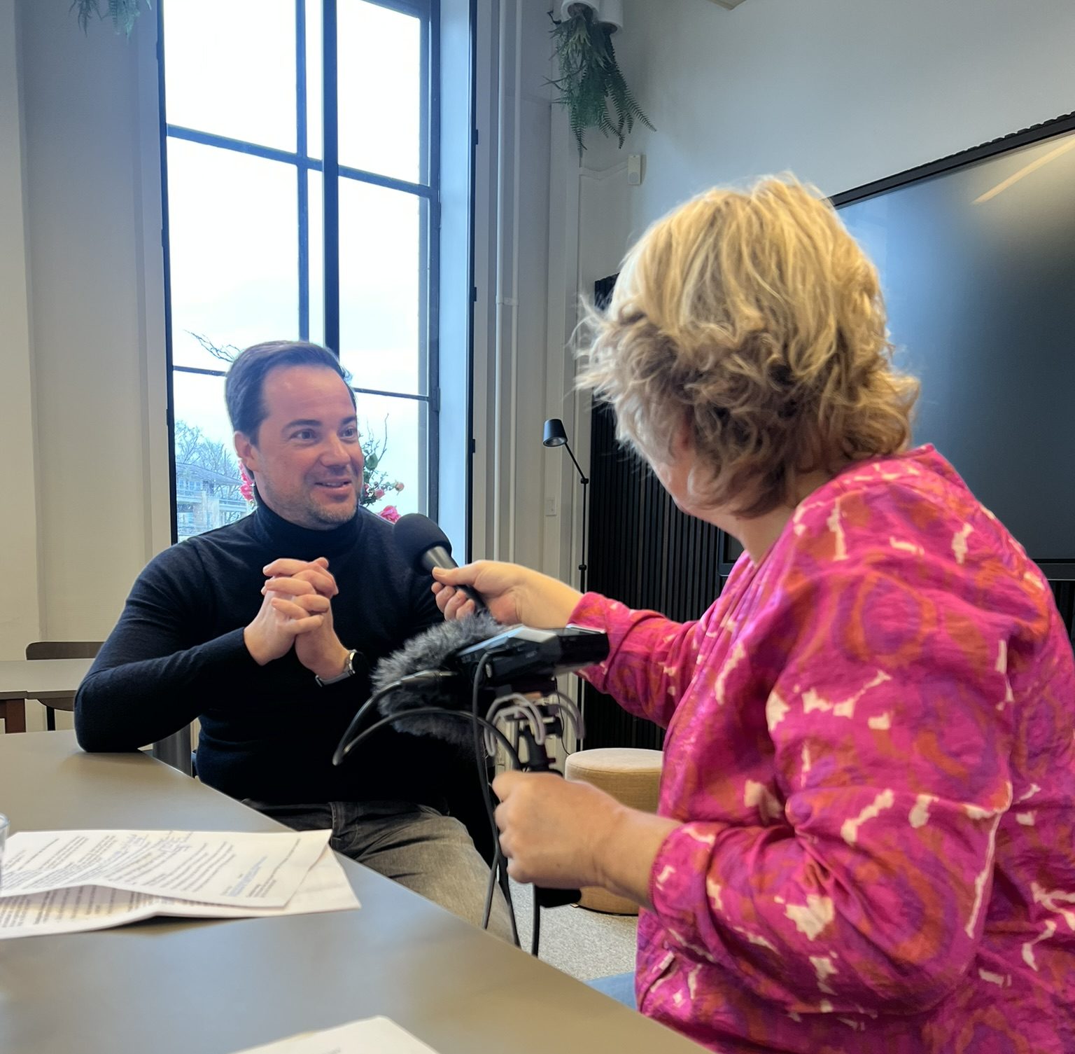 in gesprek met podcastopname